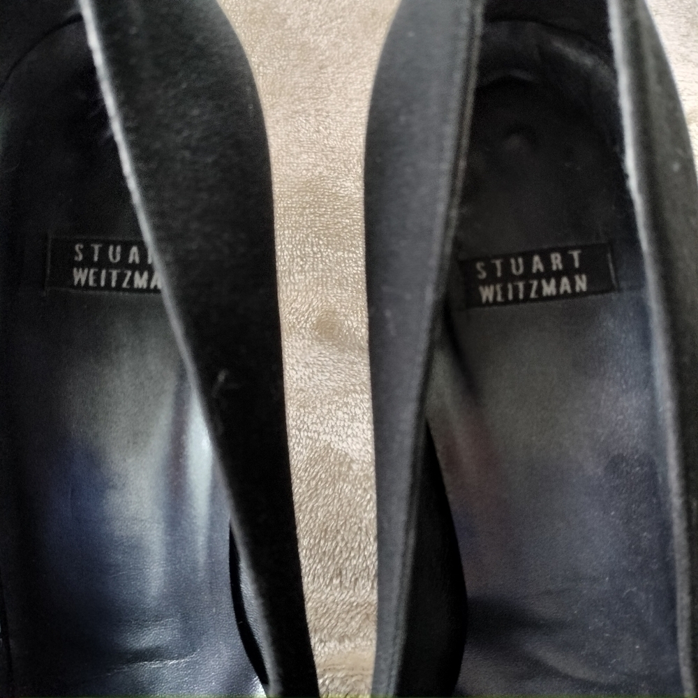 Stuart Weitzman Women's Black Pumps size 8.5 - Picture 8 of 9